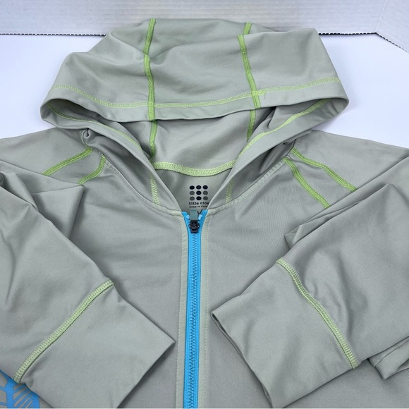 Title Nine Women's Regulator Full Zip Hooded Performance Jacket Size M; Travel - Picture 8 of 13